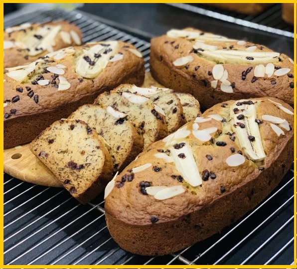 Bánh Chuối Hạnh Nhân